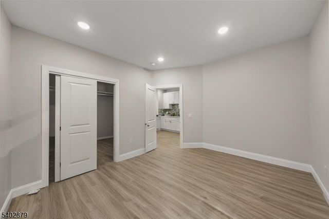 81 Wolcott Ter, Newark City, NJ 07112