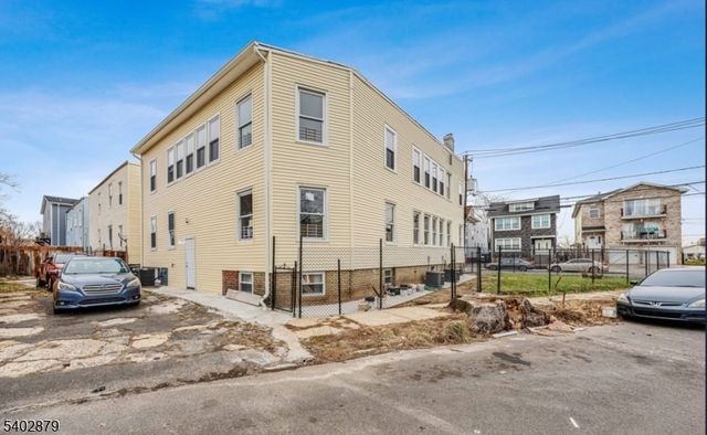 81 Wolcott Ter, Newark City, NJ 07112