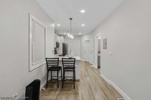 81 Wolcott Ter, Newark City, NJ 07112