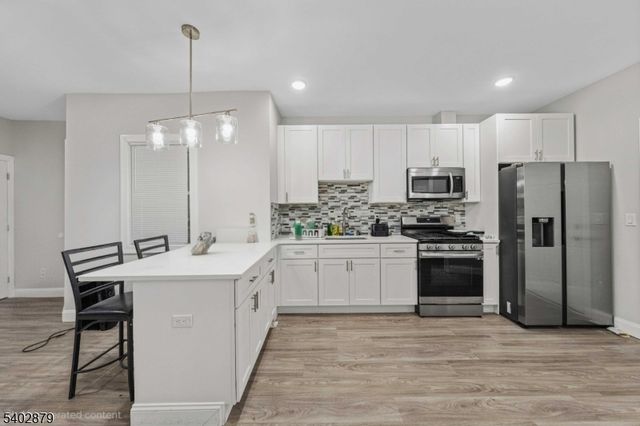 81 Wolcott Ter, Newark City, NJ 07112