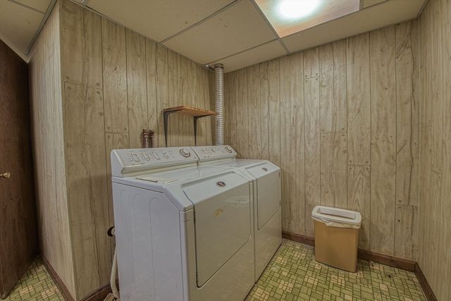 328 Caswell St, Taunton, MA 02718