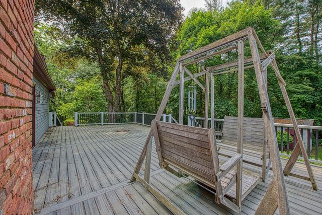 328 Caswell St, Taunton, MA 02718