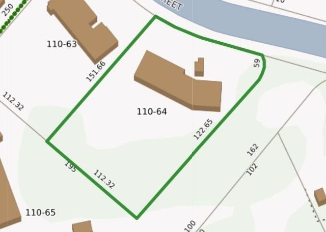 328 Caswell St, Taunton, MA 02718