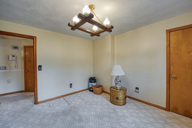 328 Caswell St, Taunton, MA 02718