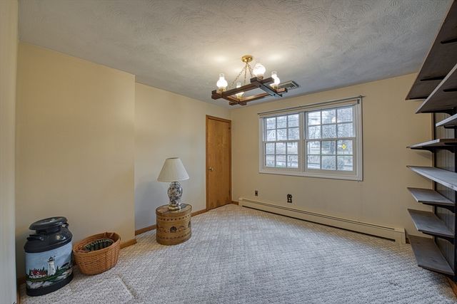 328 Caswell St, Taunton, MA 02718