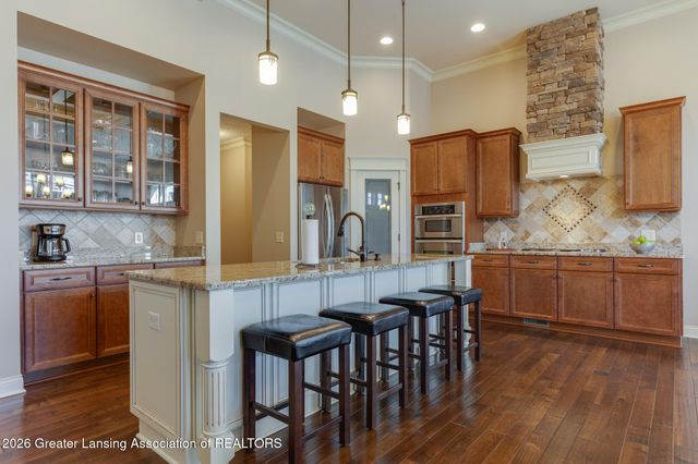 16950 Black Walnut Lane, East Lansing, MI 48823