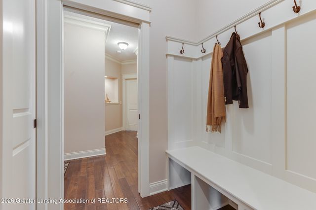 16950 Black Walnut Lane, East Lansing, MI 48823