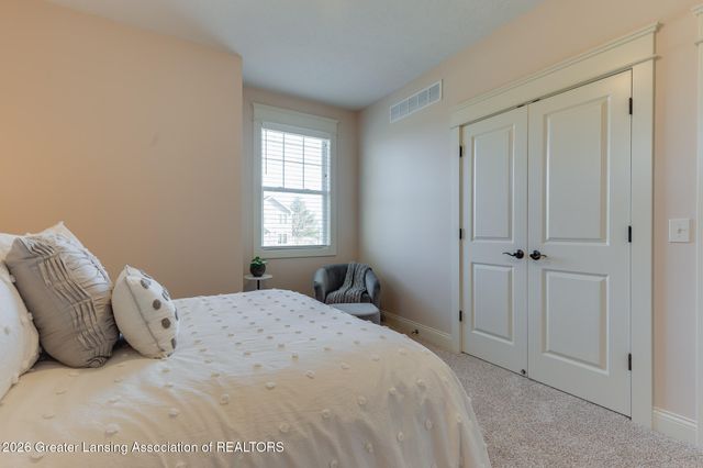 16950 Black Walnut Lane, East Lansing, MI 48823