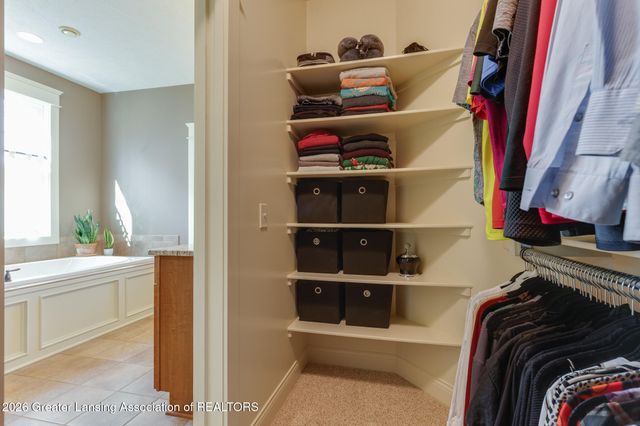 16950 Black Walnut Lane, East Lansing, MI 48823