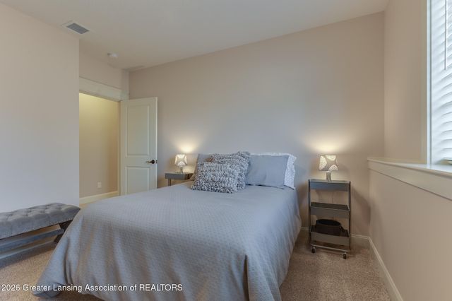 16950 Black Walnut Lane, East Lansing, MI 48823