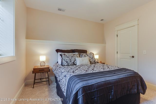 16950 Black Walnut Lane, East Lansing, MI 48823