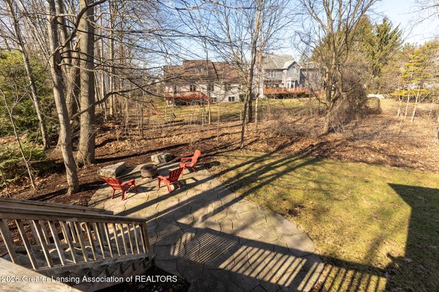 16950 Black Walnut Lane, East Lansing, MI 48823