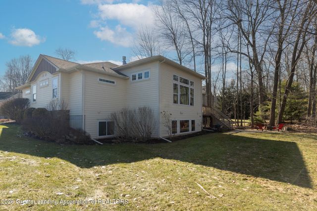 16950 Black Walnut Lane, East Lansing, MI 48823