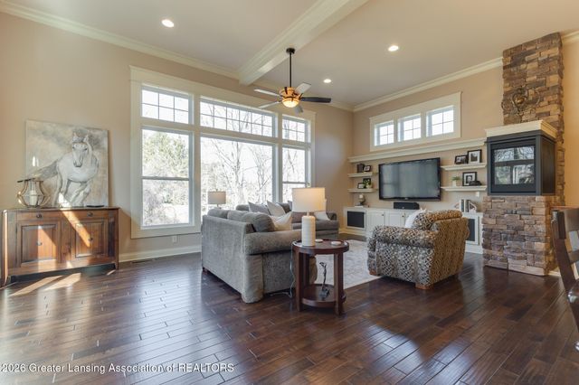 16950 Black Walnut Lane, East Lansing, MI 48823