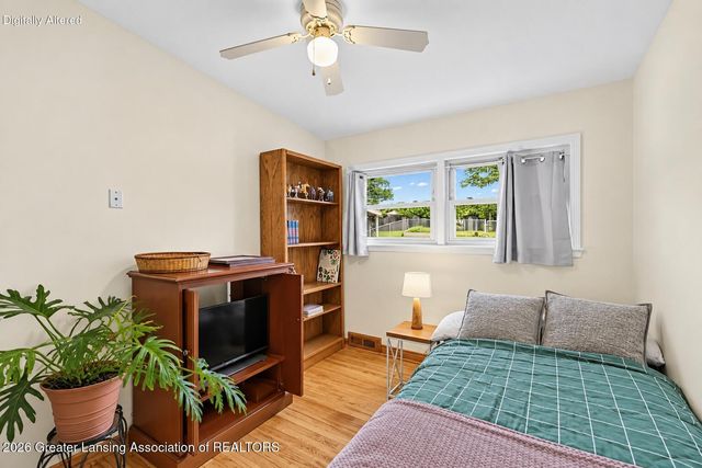 2224 Pembroke Road, Lansing, MI 48906