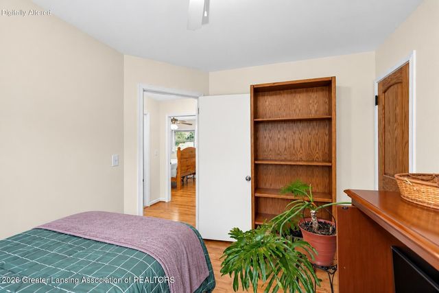 2224 Pembroke Road, Lansing, MI 48906