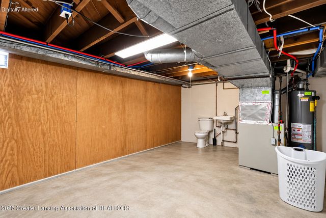 2224 Pembroke Road, Lansing, MI 48906