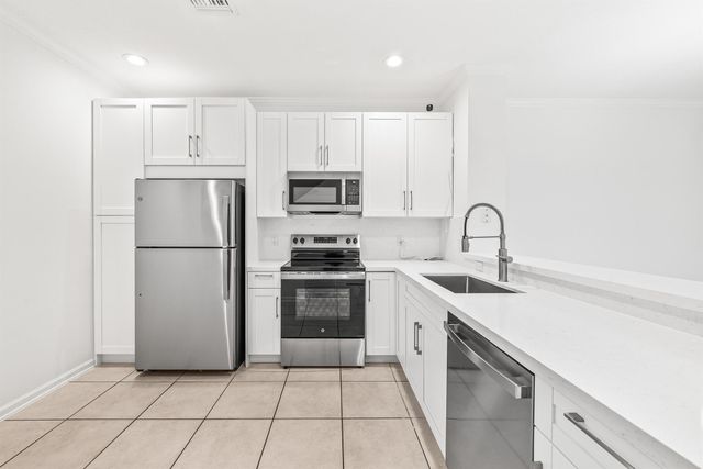 8024 Briantea Drive, Boynton Beach, FL 33472