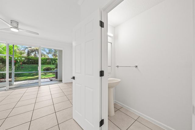 8024 Briantea Drive, Boynton Beach, FL 33472