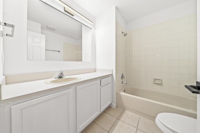 8024 Briantea Drive, Boynton Beach, FL 33472