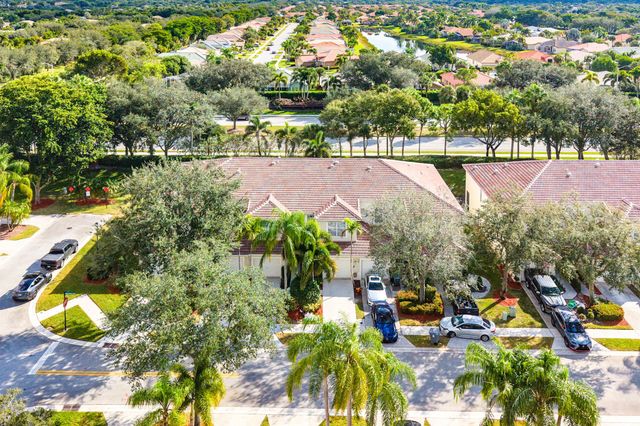 8024 Briantea Drive, Boynton Beach, FL 33472