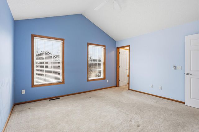 7506 Hampton Lane, Shakopee, MN 55379