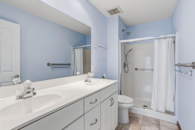 7506 Hampton Lane, Shakopee, MN 55379