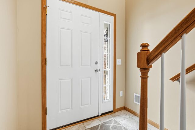 7506 Hampton Lane, Shakopee, MN 55379