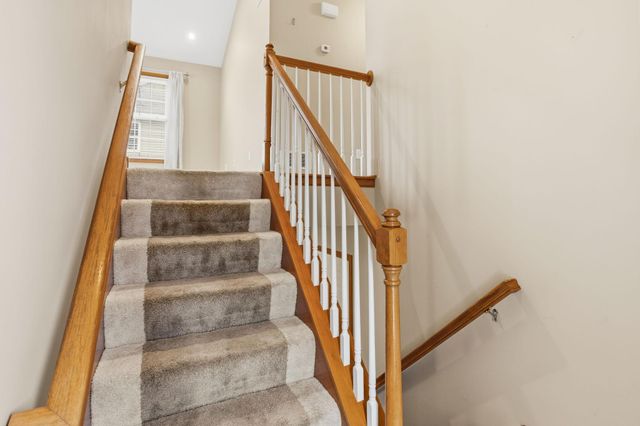 7506 Hampton Lane, Shakopee, MN 55379