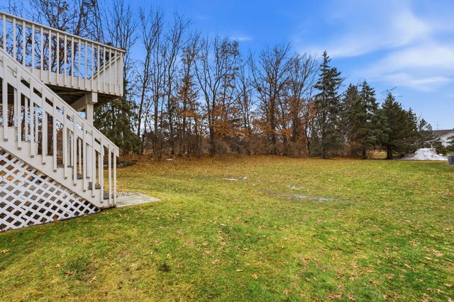 7506 Hampton Lane, Shakopee, MN 55379