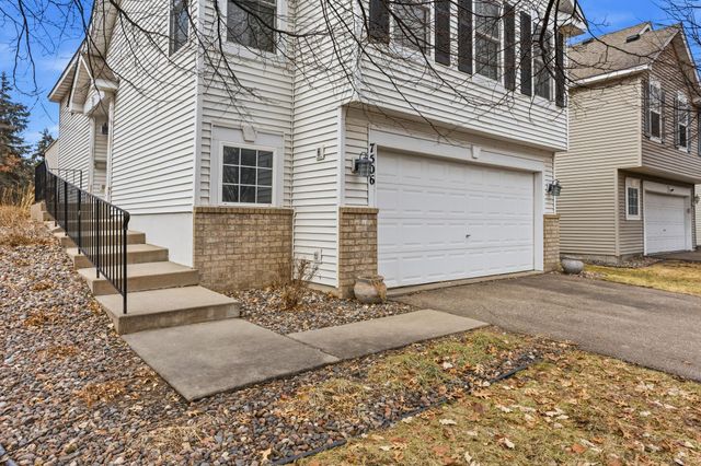 7506 Hampton Lane, Shakopee, MN 55379