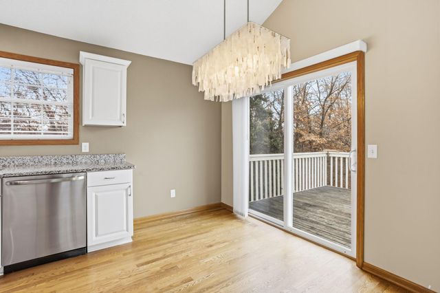 7506 Hampton Lane, Shakopee, MN 55379