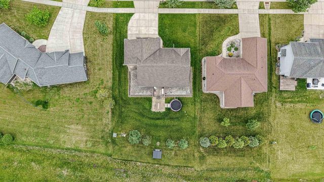 782 MUSTANG LANE, Fond Du Lac, WI 54935