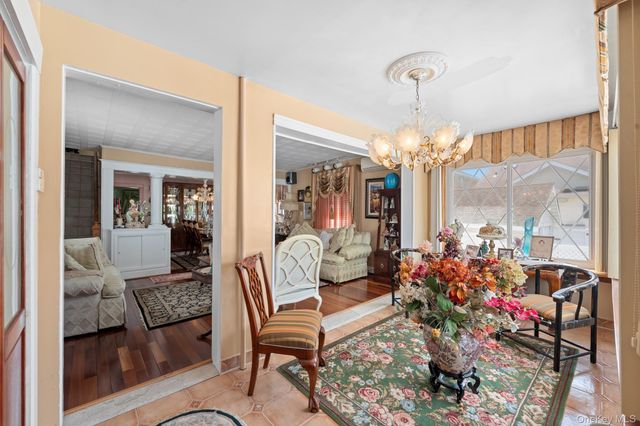 15843 101st Street, Howard Beach, NY 11414