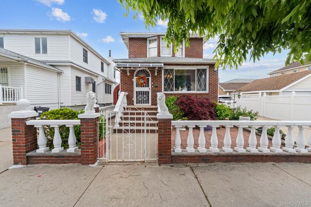 15843 101st Street, Howard Beach, NY 11414
