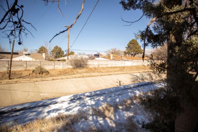 7101 Aztec Road NE, Albuquerque, NM 87110