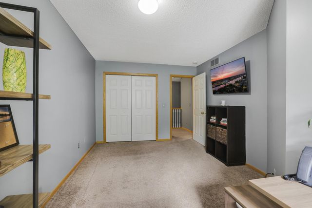 846 Trenton Lane N, Plymouth, MN 55441