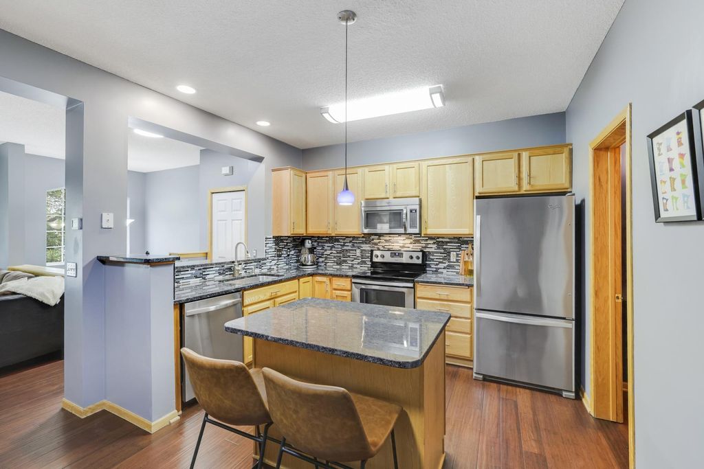 846 Trenton Lane N, Plymouth, MN 55441 — photo 3