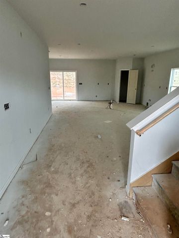 17 Torwood Street, Fountain Inn, SC 29644