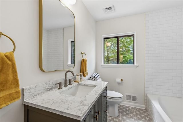 2996 Stonegate Trail, Atlanta, GA 30340