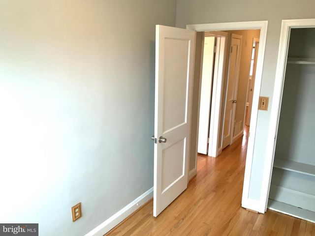 2125 HAWTHORNE RD, Middle River, MD 21220