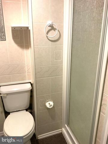 2125 HAWTHORNE RD, Middle River, MD 21220