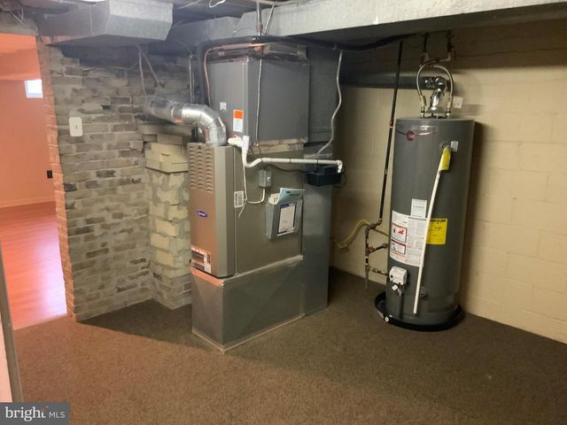 2125 HAWTHORNE RD, Middle River, MD 21220