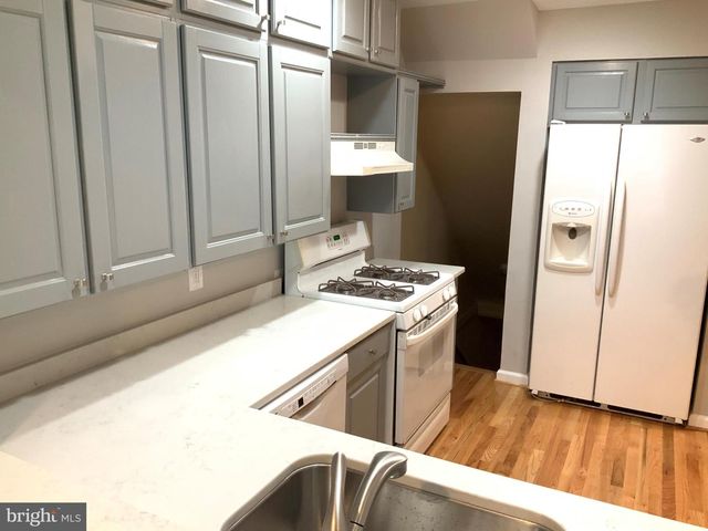 2125 HAWTHORNE RD, Middle River, MD 21220