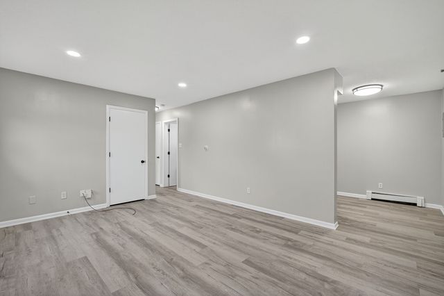 800 13th Street, West Des Moines, IA 50265