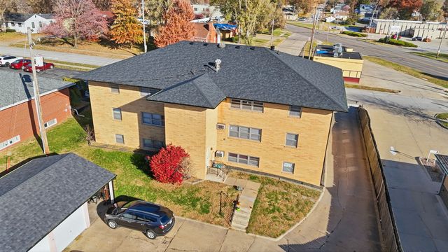800 13th Street, West Des Moines, IA 50265