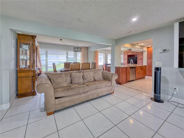 310 NW 25th Court, Pompano Beach, FL 33064