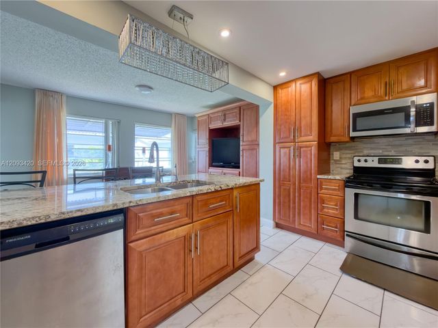 310 NW 25th Court, Pompano Beach, FL 33064