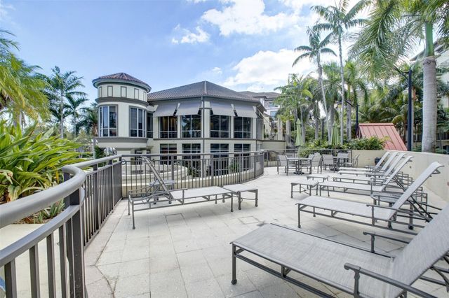 2633 NE 14th Avenue 101, Wilton Manors, FL 33334