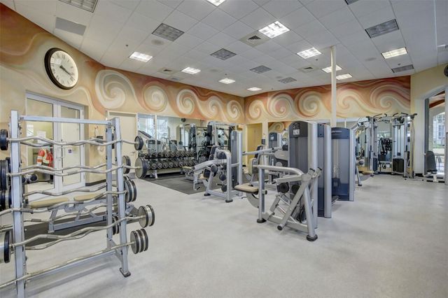 2633 NE 14th Avenue 101, Wilton Manors, FL 33334